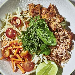 <p>Todos los sabores del Sudeste Asiático en Bát. Armados o para armar.&nbsp;</p>