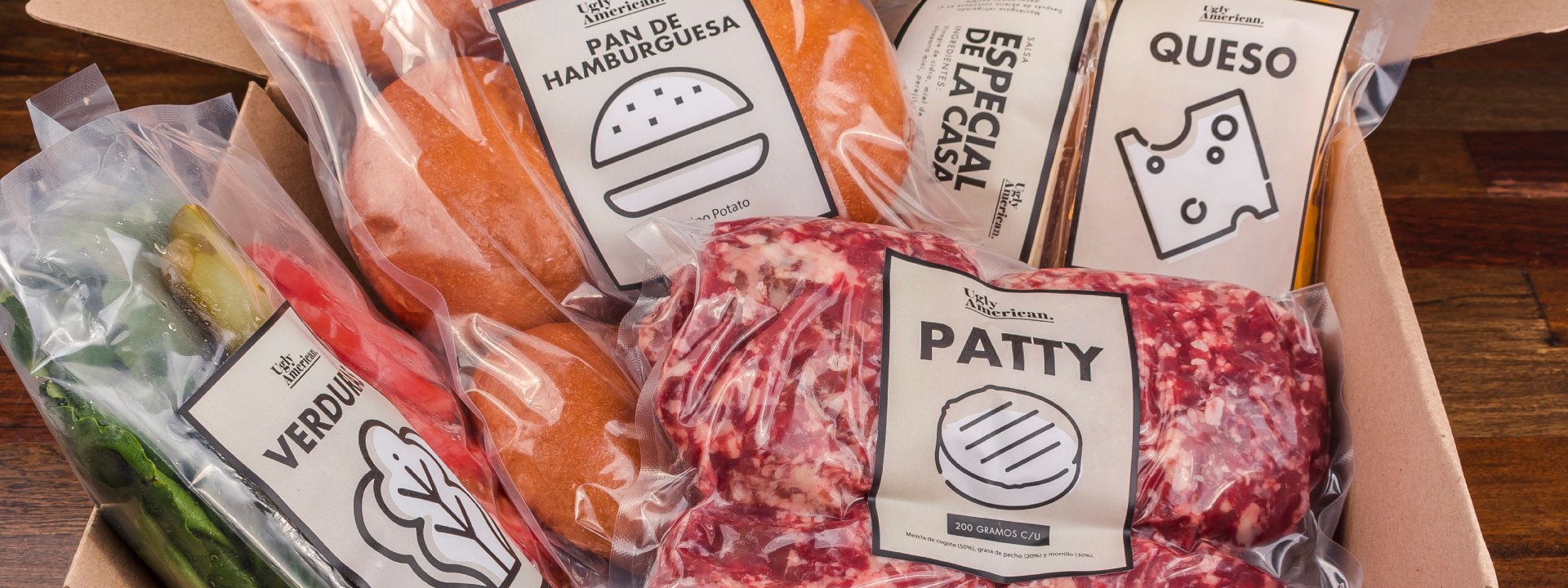 Prepare en casa las tradicionales Fat Kid Burgers y acompáñelas con nuestras salsas.