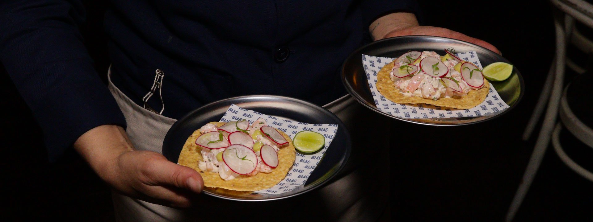 Aquí el mar se sirve distinto y siempre acompañado de vino