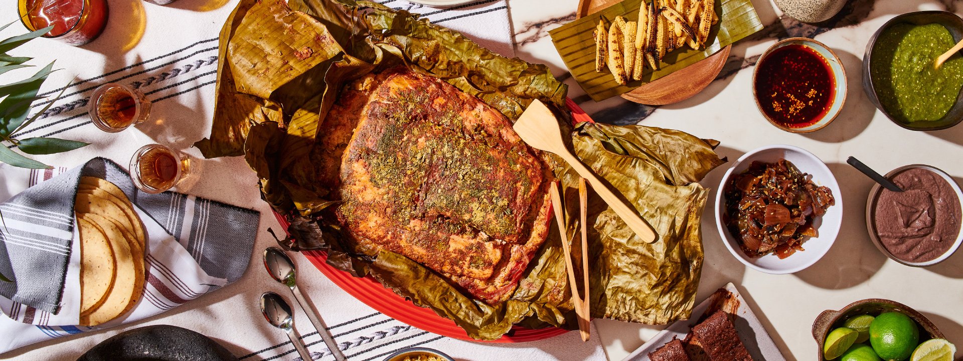Cena especial de Tacos de Pescado Pibil. Pida su caja de ingredientes y prepárela en casa.