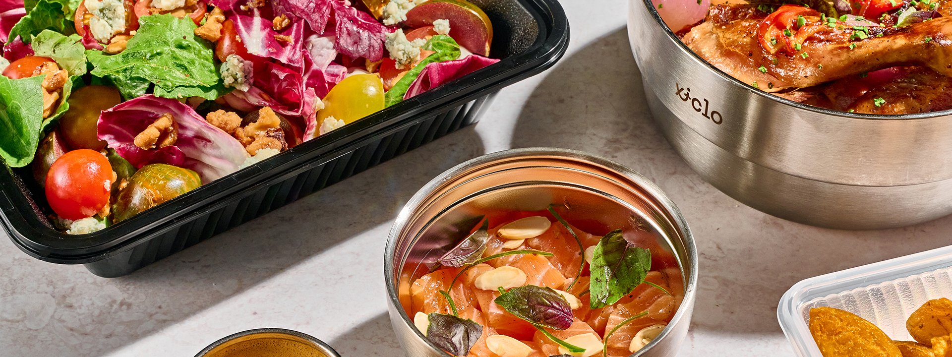 Ahora puede pedir sus domicilios generando menos basura
Pida ya sus platos&nbsp;favoritos de Cacio & Pepe, Osaki, Veccina&nbsp;y Bát&nbsp;en empaques retornables.