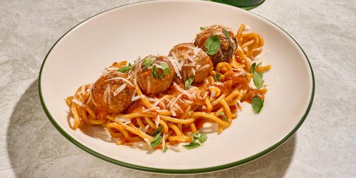 Spaguetti con albóndigas