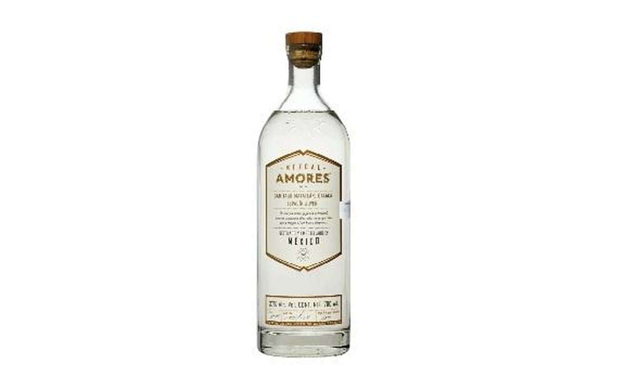Amores Espadín 700ML 1