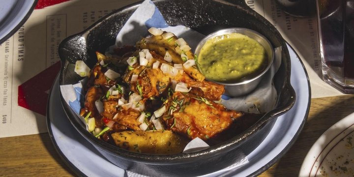 Alitas al pastor
