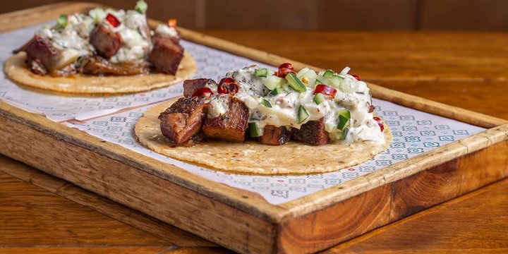 Taco árabe de sobrebarriga de res