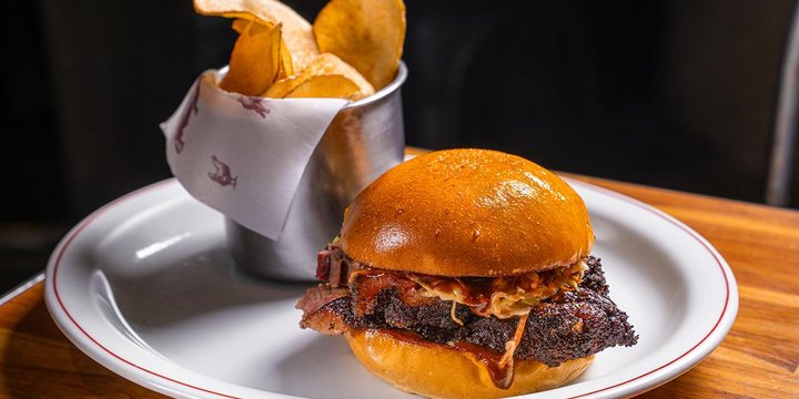 Sánduche de Brisket