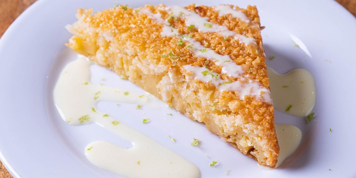 Torta De Coco Con Crema Inglesa