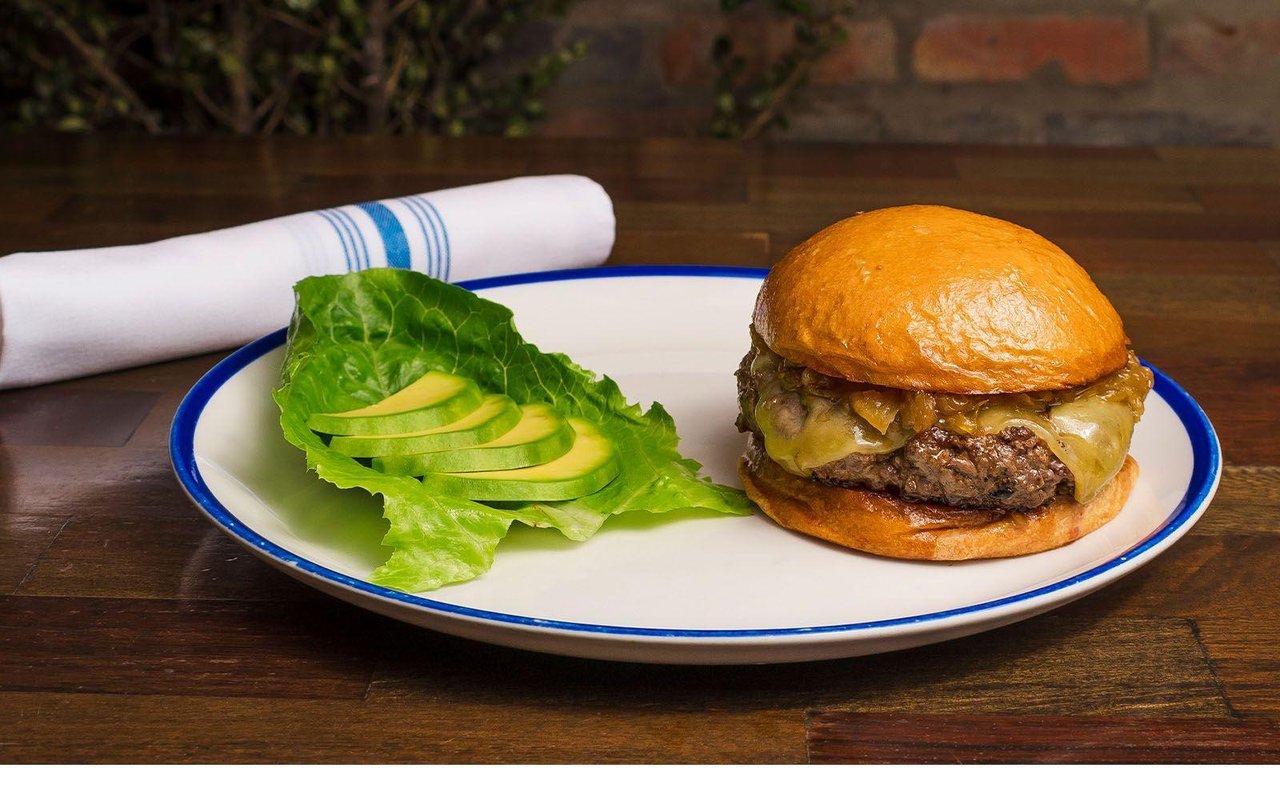 Ugly American Burger 1