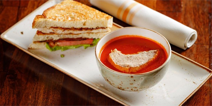 Miti/Miti Sopa y Sanduche