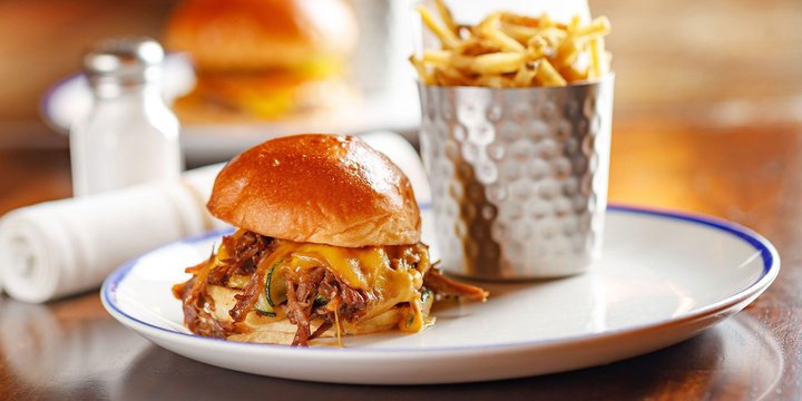 Sánduche De Costilla