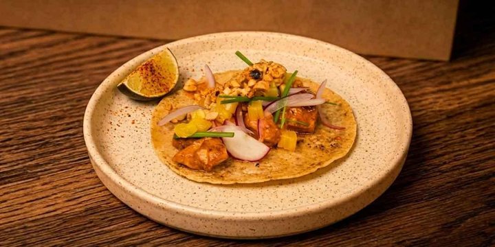 Taco de pollo Zarandeado X 1