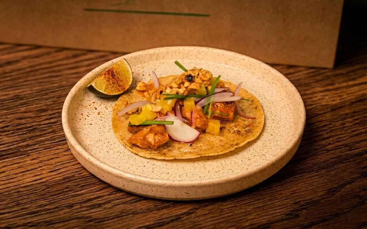 Taco de pollo Zarandeado X 1 1