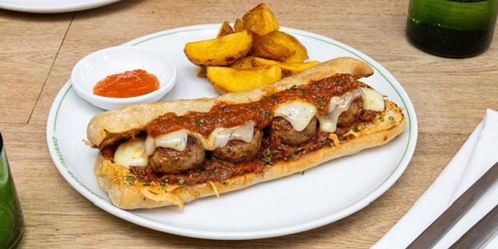 Sandwich Albondigas