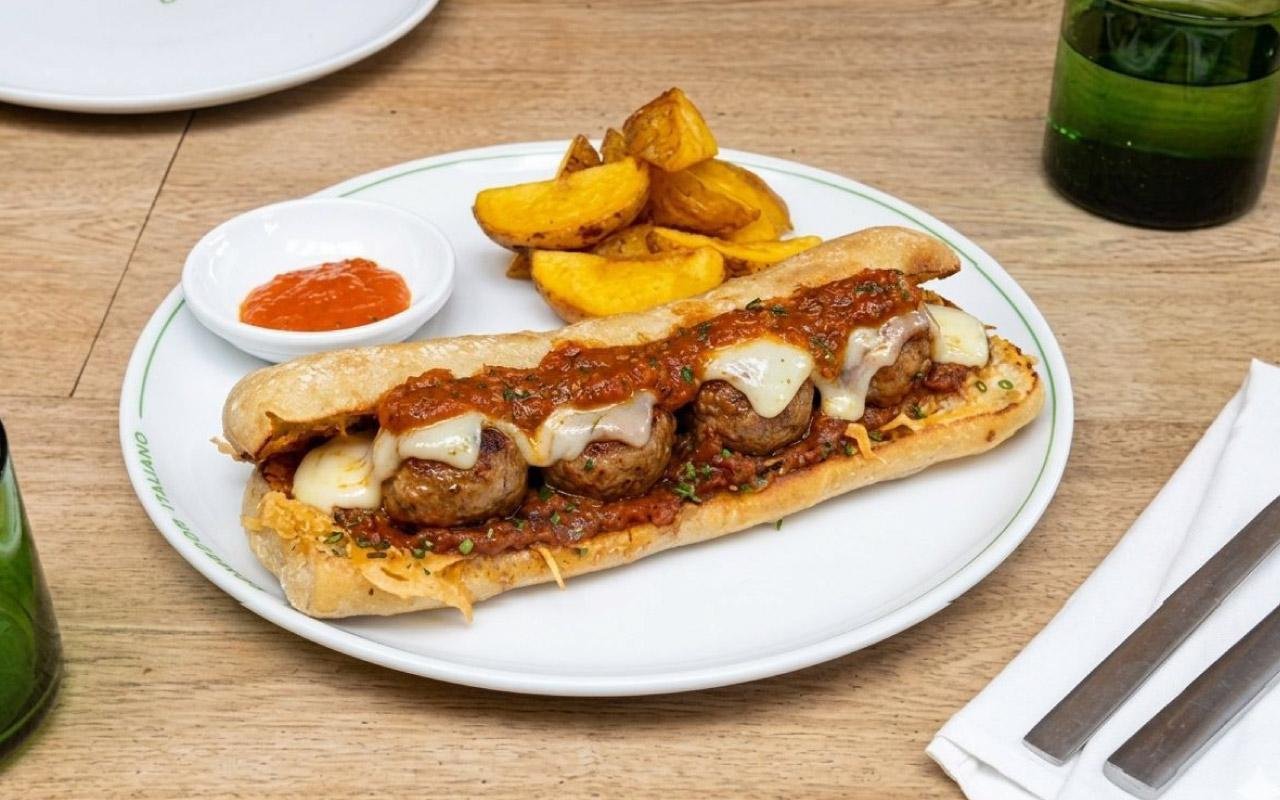 Sandwich Albondigas 1