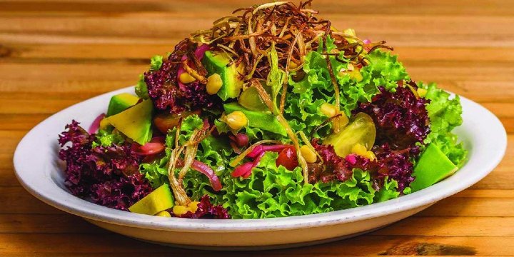 Ensalada Pequeña La Fama