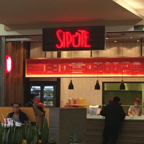 Sipote Plaza Central