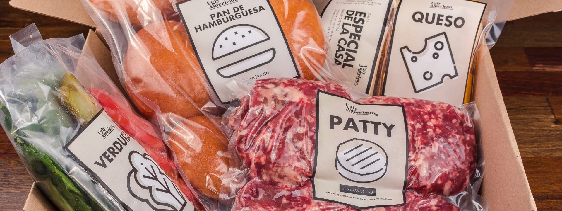 Prepare en casa las tradicionales Fat Kid Burgers y acompáñelas con nuestras salsas.