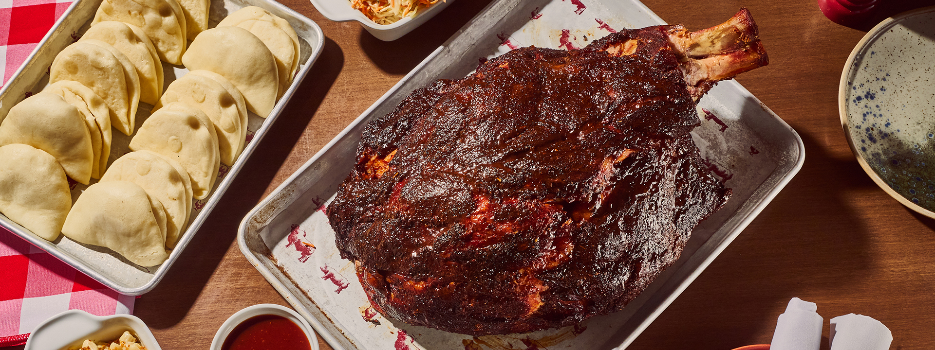 Ahora, pernil de cerdo para celebrar el Día de la Madre en casa.