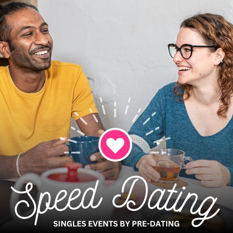 . Jacksonville Beach attendees of speed dating in FL enjoying the event!