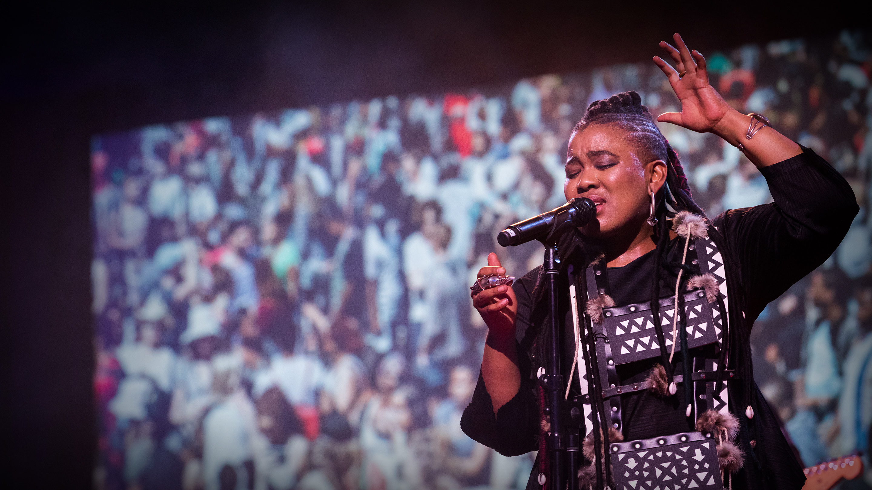 thandiswa mazwai thongo lam