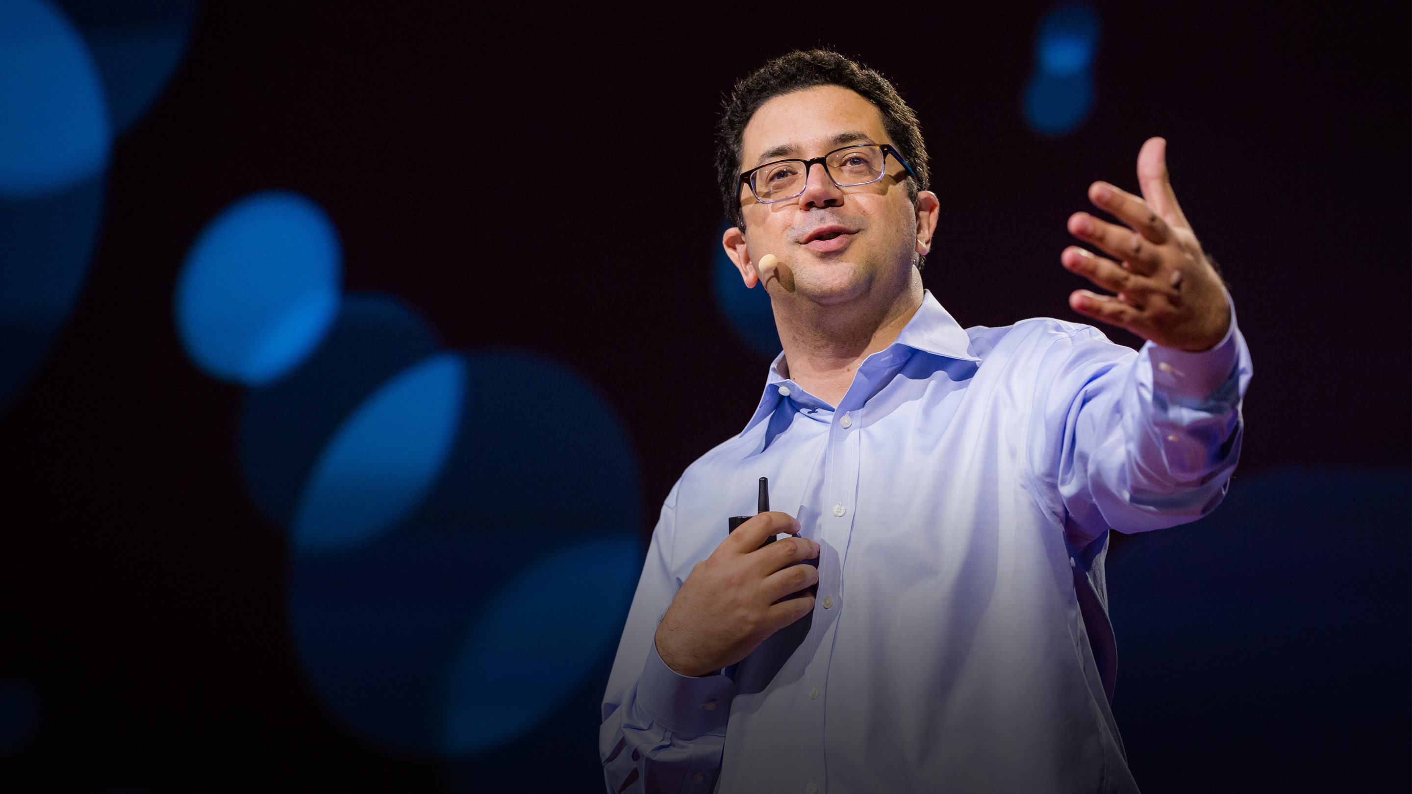 Taiye Selasi Don T Ask Where I M From Ask Where I M A Local Ted Talk