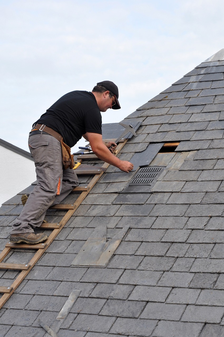 Expert Contractors Roof Service In Saint Joseph Missouri