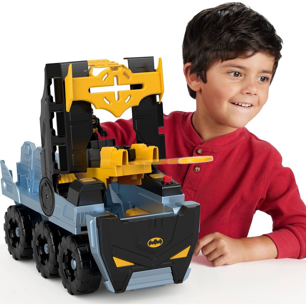 Imaginext DC Comics Armor Up Transforming Batman Bat-Tank Vehicle Truck