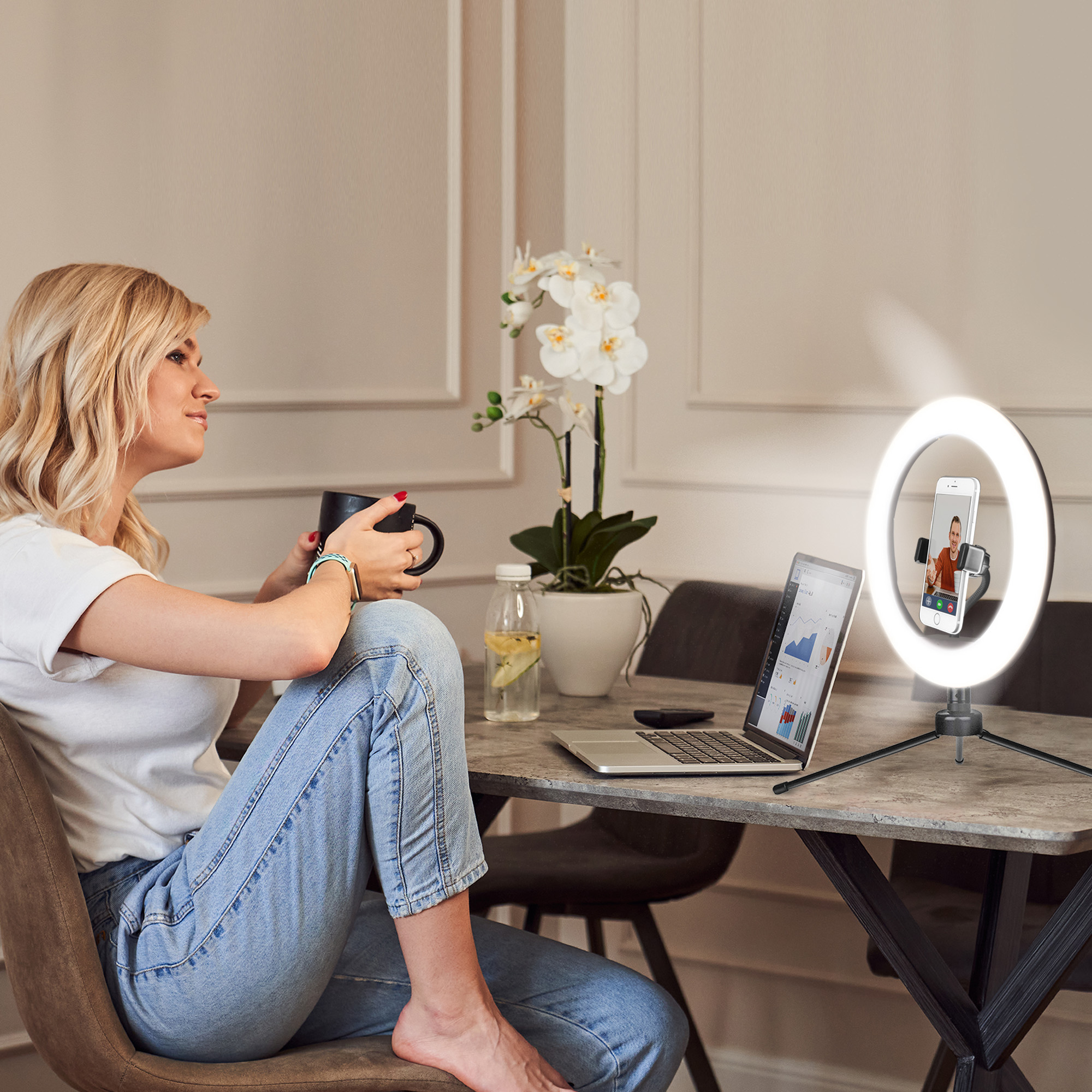 Desktop Home Streaming Studio w/ 10" Ring Light