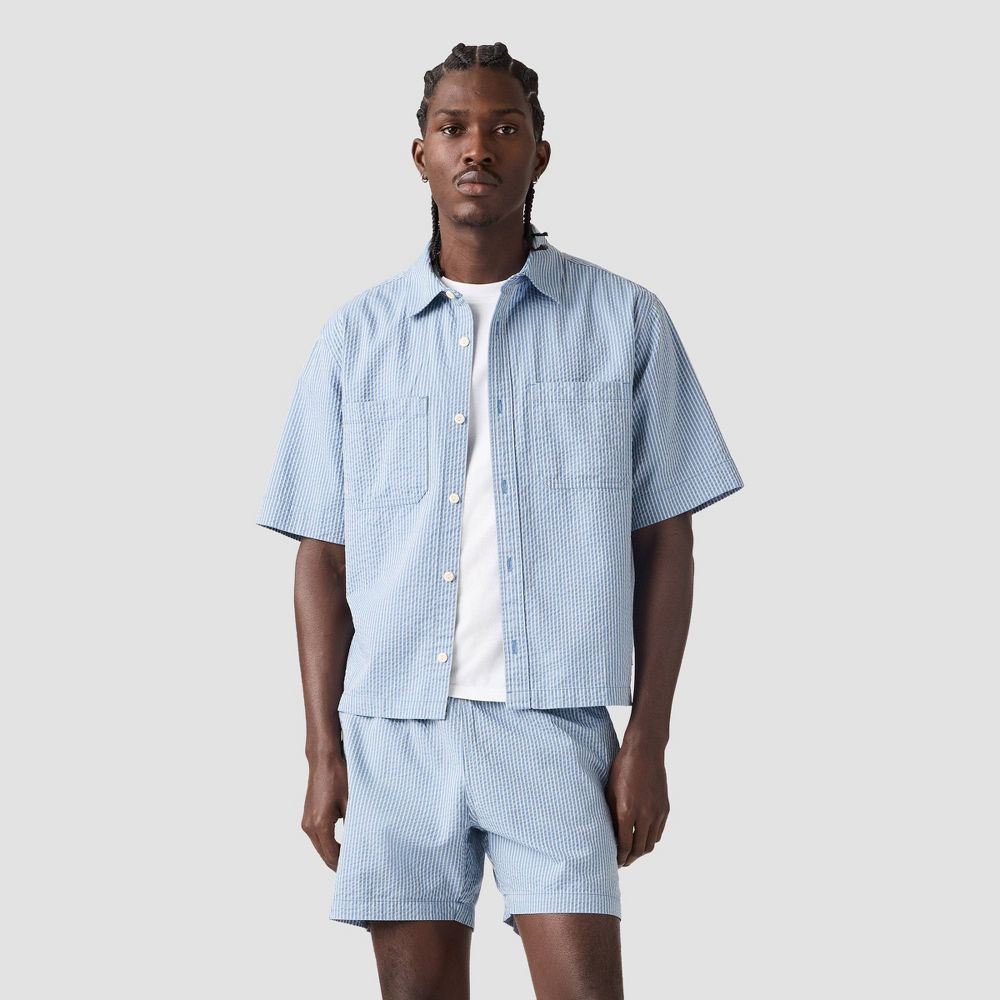 Levi's Men's Relaxed Fit Boxy Short Sleeve Button-Down Shirt