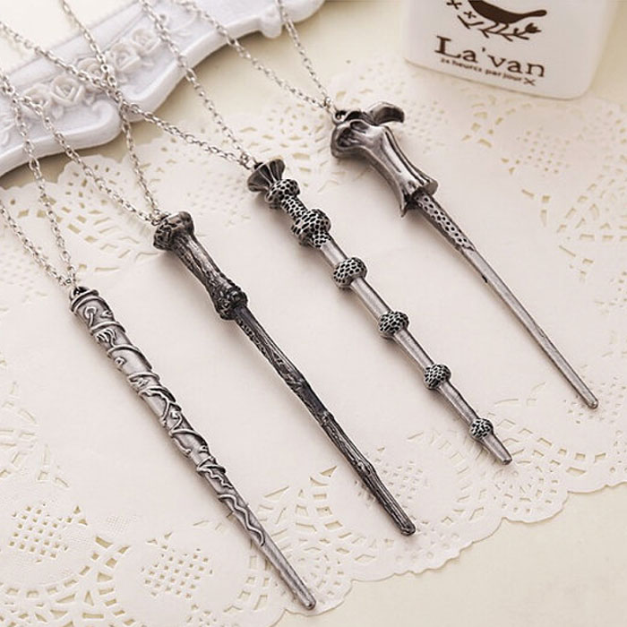 Magic Wand Necklace (4-Pack) Magic Wand Necklace (4-Pack)