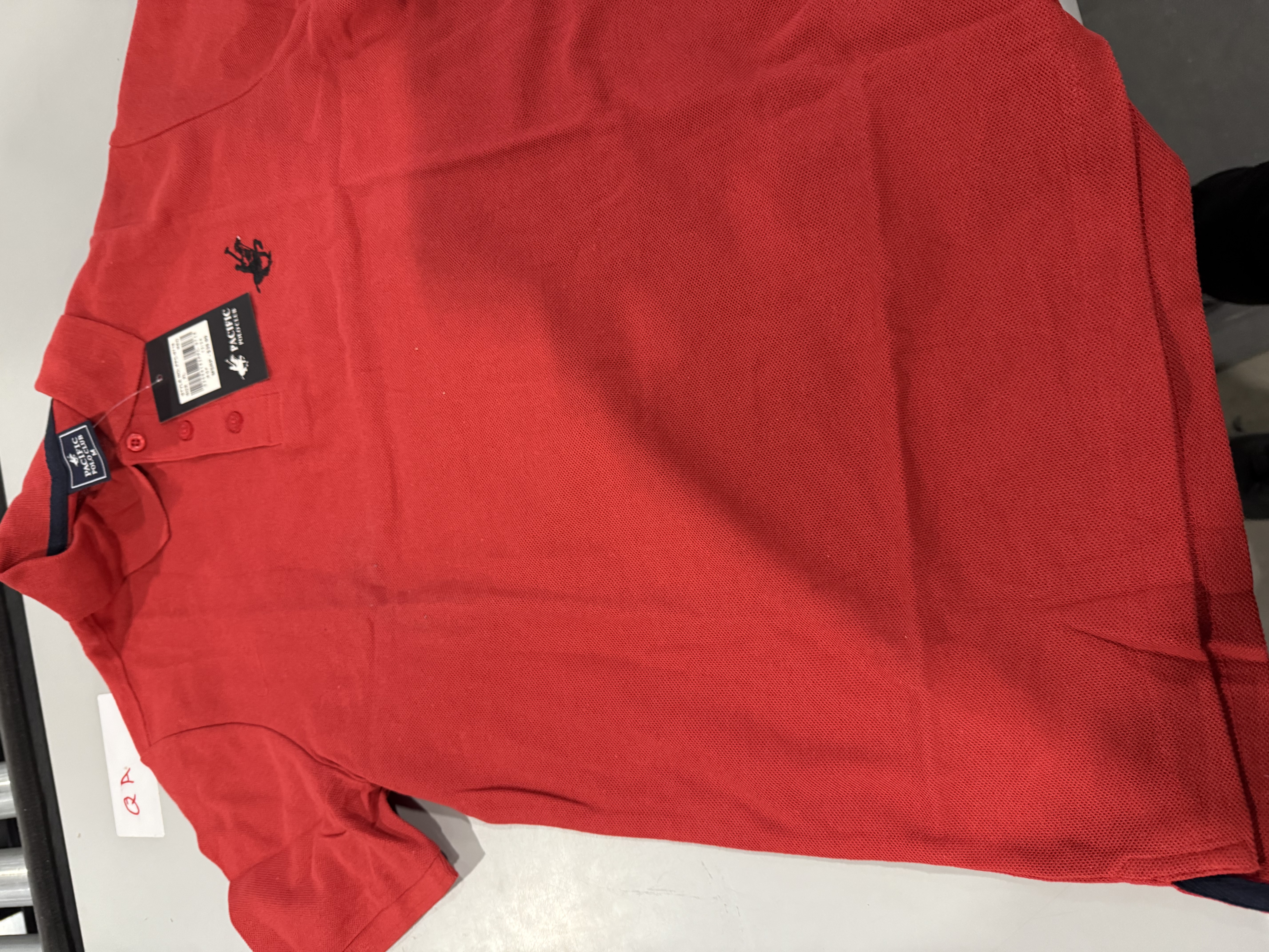 PACIFIC POLO CLUB MEN'S SHORT SLEEVES 3 BUTTONS POLO SHIRT - SIZE: MEN M - RED - New