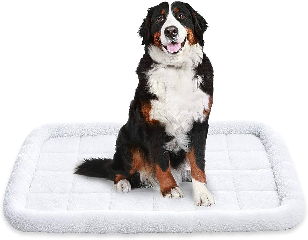 Amazon Basics Faux Sherpa Padded Bolster Pet Bed