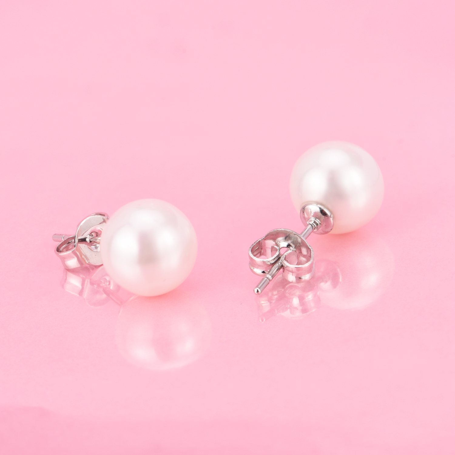 4.00 CTTW Genuine Cultured Pearl Earring in 18K White Gold