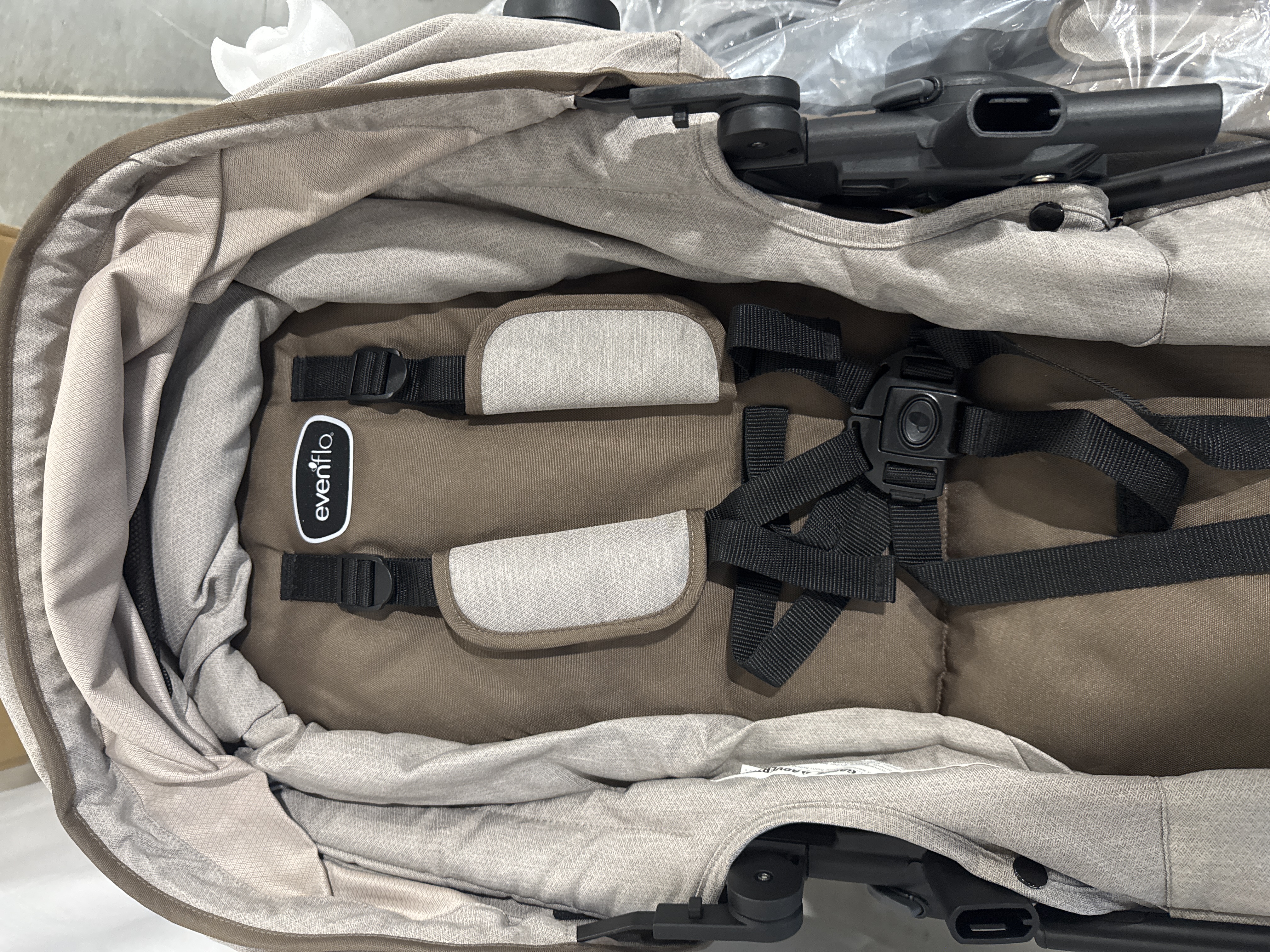 Evenflo Pivot Modular Travel System LiteMax Infant Car Seat TS100412477 - Tan