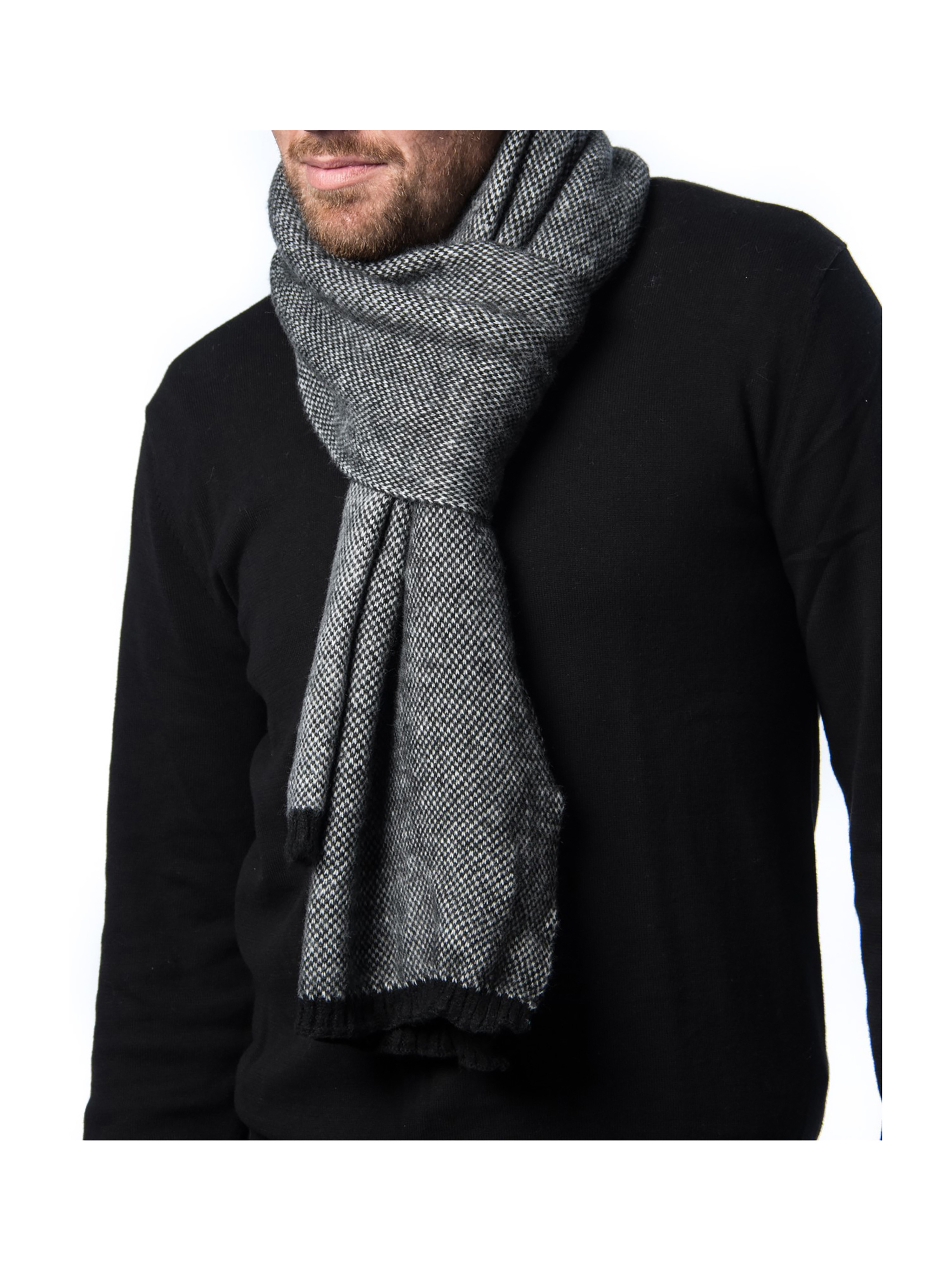 Aristocractic Fashionable Winter Scarf