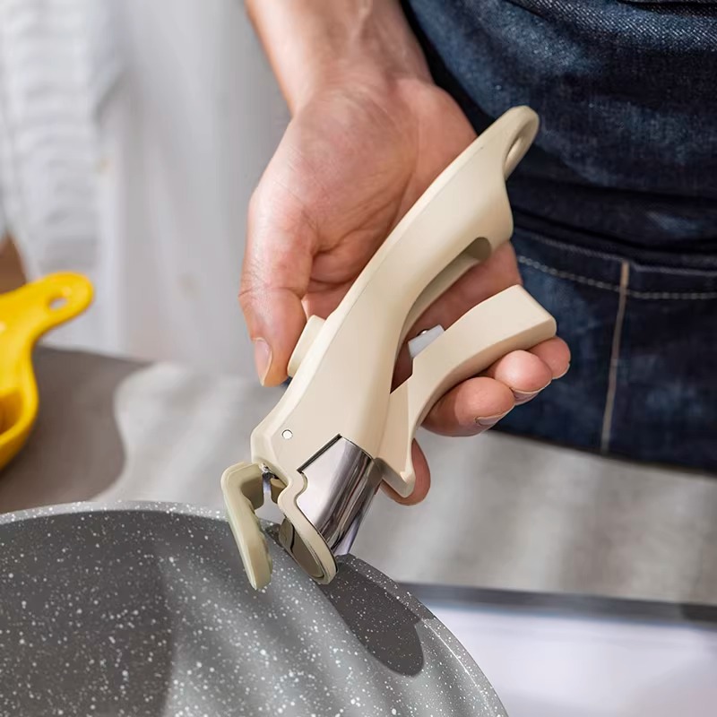 Removable Handles For Hot Pots