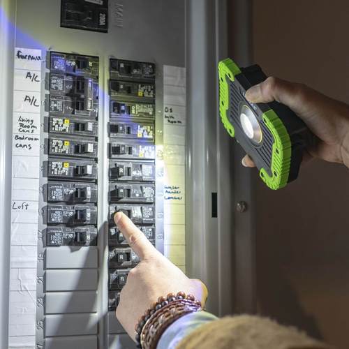 Heavy Duty 400 Lumen LED Worklight with Adjustable Stand