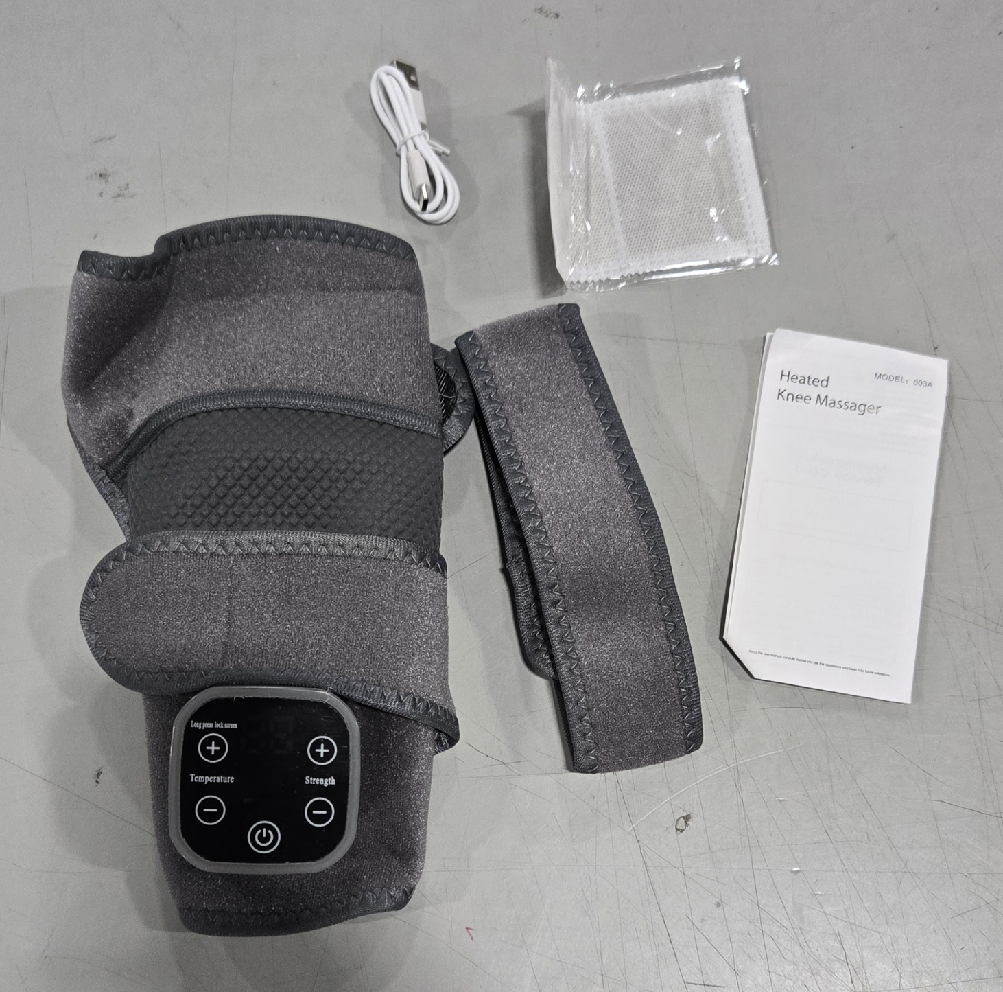 GENERIC HEATED KNEE MASSAGER, TWO HEAT PADS, A USB-C CABLE - - Scratch & Dent