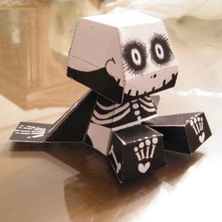 Skull boy paper toy 