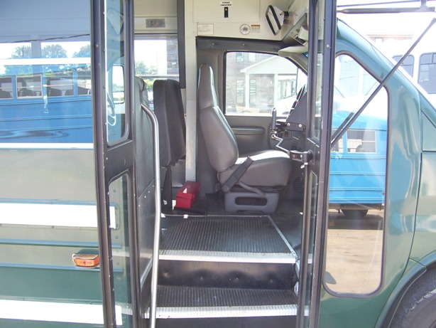 2001 Mid Bus | Taylor Bus Sales & Rental