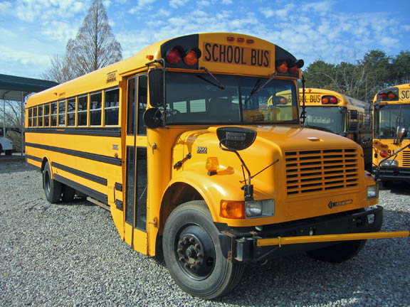 Taylor Bus | 2000 International Thomas