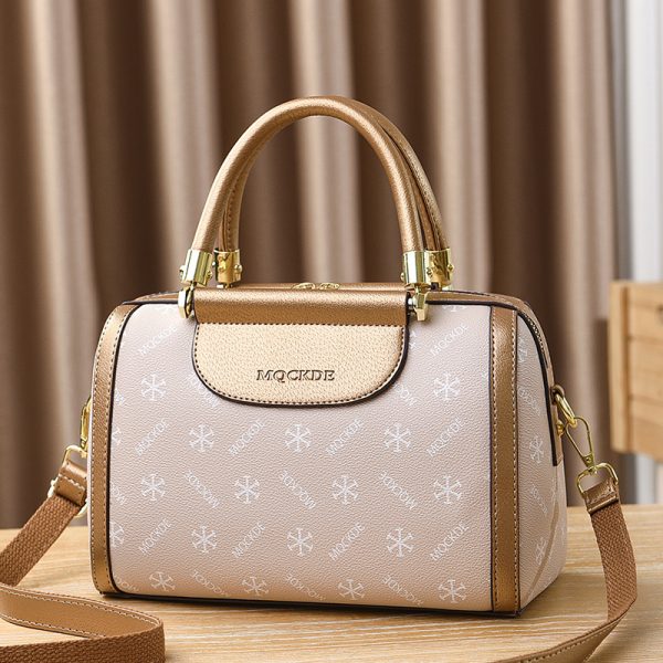 Fashion Large Capacity Portable Shoulder Crossbody Bag - Image 8