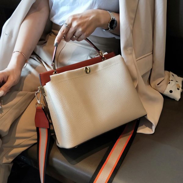 Large Capacity Soft Cowhide Simple All-match Shoulder Bag - Image 2