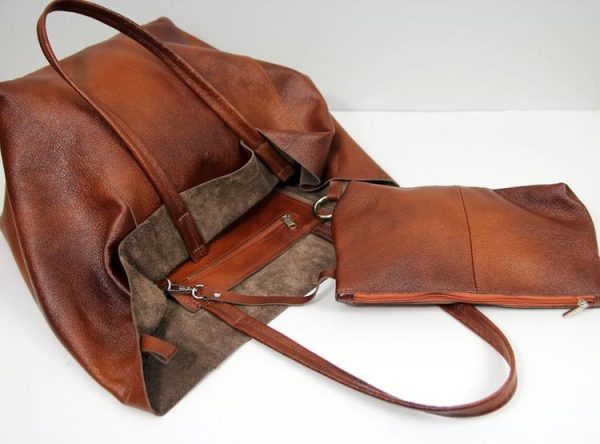 Soft Leather Large Capacity Single Shoulder Handbag - Image 6