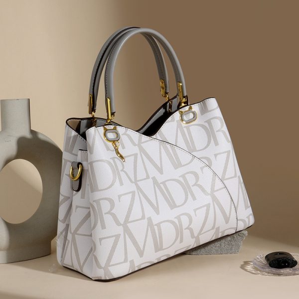 Shoulder Messenger Bag Retro Women's Commuter Portable Big Bag - Image 3