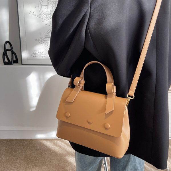 Portable Large Capacity Shoulder Bag Simple Fashion Crossbody Commuter - Image 5