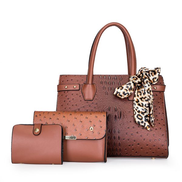 Retro Large-capacity Crocodile Print Three-piece Set - Image 3