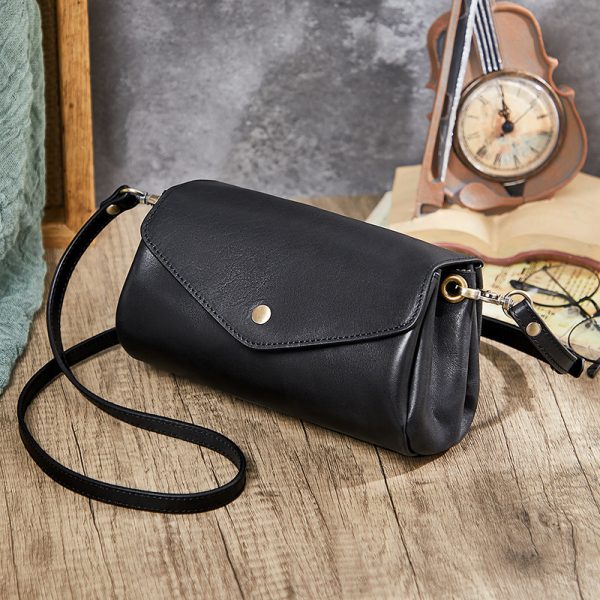 High-grade First Layer Cowhide With More Than Handmade Bag Compartments - Image 6