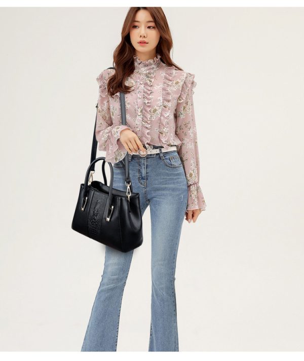 Women's Soft Leather Alligator Handbag - Image 6