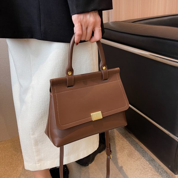 Minimalist And Versatile Portable Women's New Large Capacity Crossbody Bag - Image 3